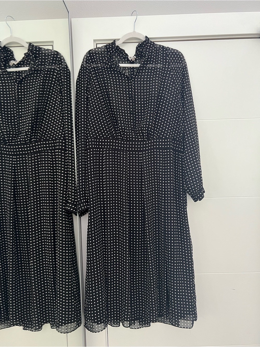 Ann Klein Polka Dot Long Sleeve Midi Dress - Black/White size 16 - Picture 2 of 12